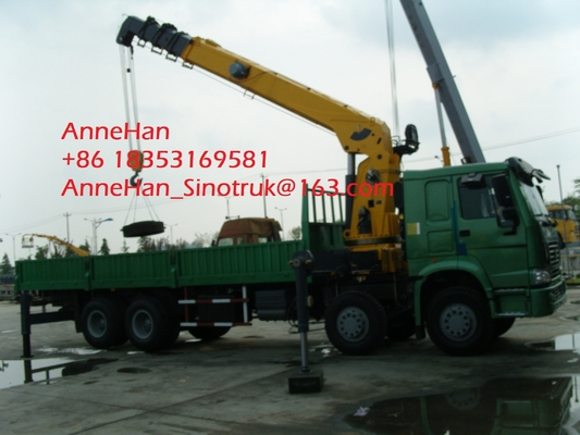Mobile Low Bed Truck Dipasang Lurus Arm Crane 8x4 Dengan 15 Ton, Swing Arm Crane