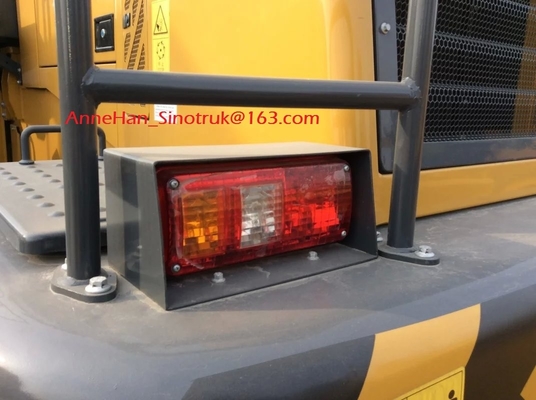 LW300KN XCMG Compact Wheel Loader 1,8 M³ Bucket Dan 10 T Dioperasikan Berat