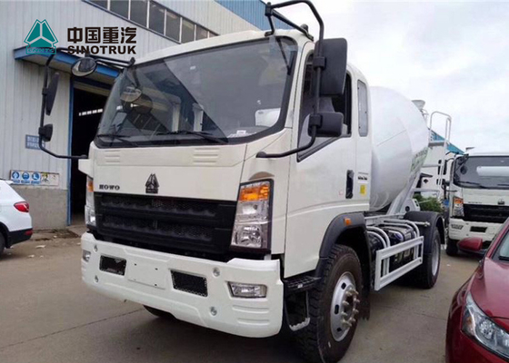 Howo 4x2 4CBM Mini Concrete Mixer Truck dengan Warna Putih Siap Di Pabrik