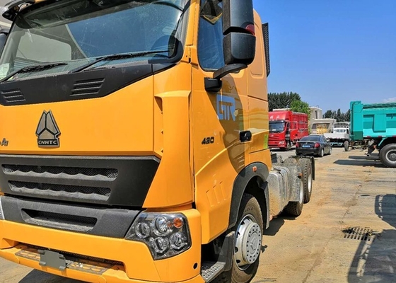HOWO A7 420 HP 6X4 Penggerak Utama Truk / Truk Traktor Diesel HF7 Gandar Depan