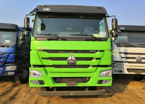 Warna Hijau HOWO Belakang Dump Truck Tugas berat 30 Meter Kubik Pengoperasian yang Mudah