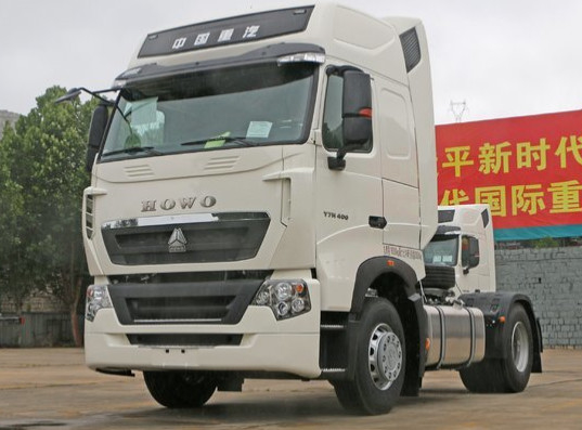 Putih SINOTRUK HOWO 4X2 Penggerak Utama Kepala Traktor Truk 336HP ZZ4257S3248V