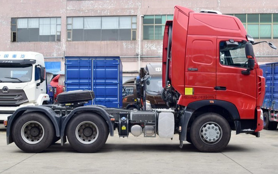 336 HP Prime Mover Truck, Tractor Head Truck Bongkar Dan Mengangkut Bijih