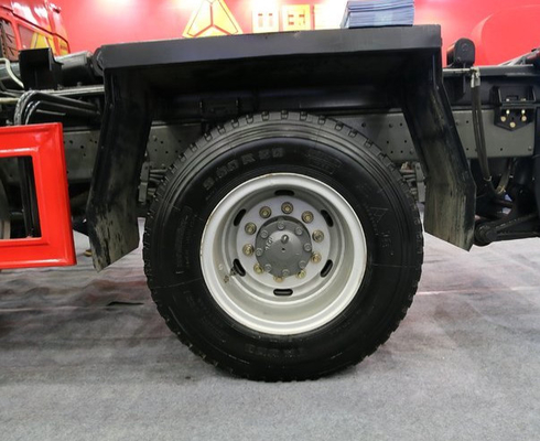 Mini SINOTRUK STEYR Enam Roda Tugas Berat Dump Truck 4X2 50km / H Max Kecepatan Mengemudi