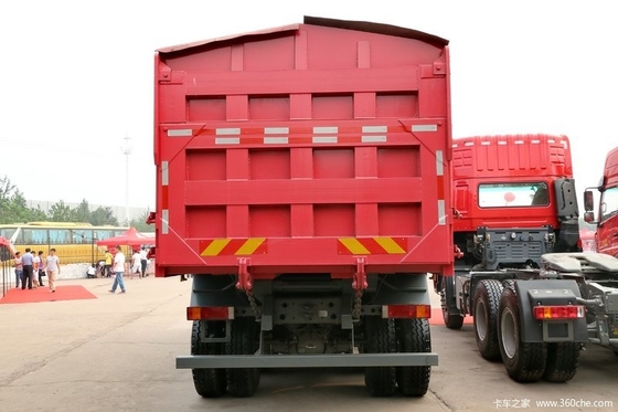ISO Lulus SINOTRUK SWZ 4X2 Truk Kargo Kontainer 6 Roda Van / Truk / Kendaraan Barang