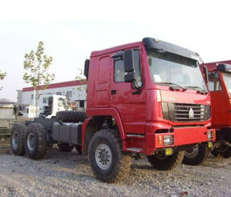Sinotruk Off - Road Truk Kargo Berat 6x6 All Wheel Drive ZZ1311M3861V 350hp