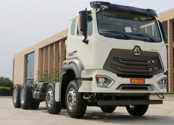 SINOTRUK HOHAN 8X4 Truk Kargo Berat 30-52 Ton ZZ1315M4666C1 Konsumsi Bahan Bakar Rendah