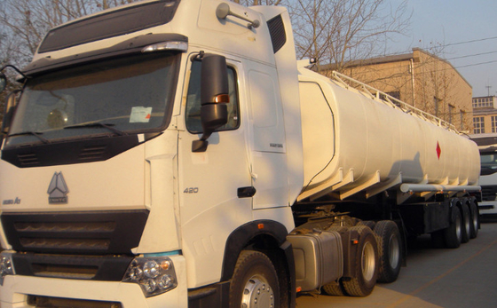 ZF8098 JERMANY Steering Fuel Tank Truck 6x4 25000L HC16 Gandar Belakang