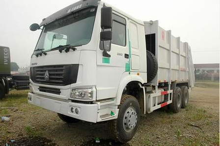 6x4 Euro II Truk Pemadat Sampah Standar Emisi, Truk Sampah Kompak 12m3