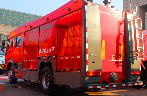 Rescue Fire Truck 4x2 251hp - 350hp SINOTRUK HOWO Fire Fighter Truck Tangki Air 6m3
