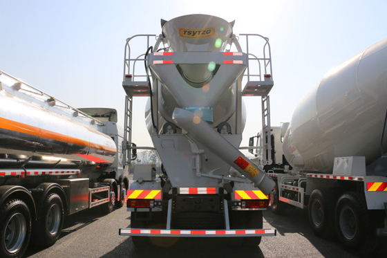 10cbm 6x4 / 8x4 Sinotruk HOWO Truk Pengaduk Beton, Truk Batch Beton