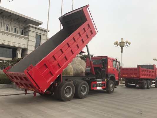 Internasional 8 * 4 Truk Komersial Howo Dump 50 Ton Memuat Tenaga Besar