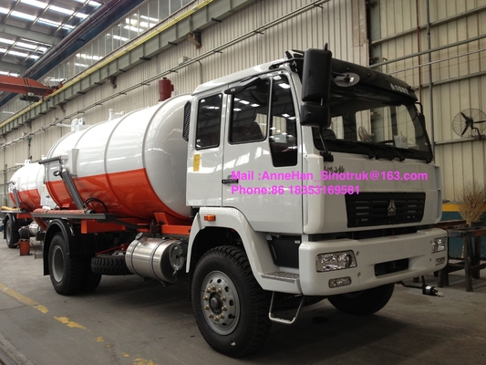 Sinotruk Sanitasi Perusahaan Truk Pengumpul Limbah 8-12CBM 4X2 Truk Limbah Cair