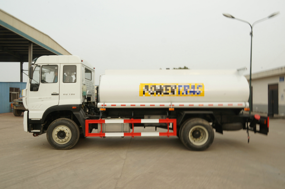 Sinotruk Howo7 Light Bensin Tank Truck 5-6 CBM 4X2 LHD Euro 140HP Trailer Tangki Bahan Bakar