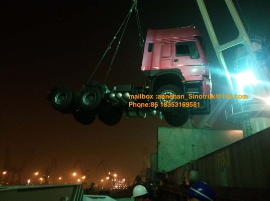 Howo Tractor Trailer Truck LHD 10 Roda HW 79 Taksi Atap Tinggi 102 Km / H