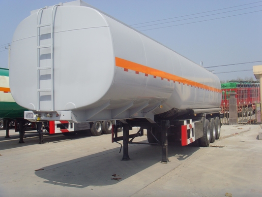 Pilihan 25-60cbm Tanker Minyak Semi Truk Dan Trailer Q235 Baja Karbon Dari Paduan Aluminium