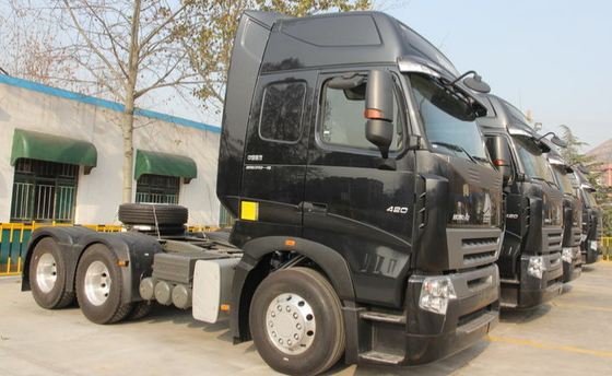 336hp Euro 3 Howo A7 Howo Tractor Truck Dalam Warna Putih Iso Lulus