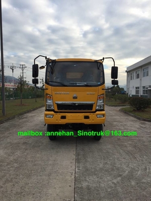 4x4 5-10t Beban Truk Capaicty Tugas Ringan Komersial Sinotruk Merk Euro3 Lhd