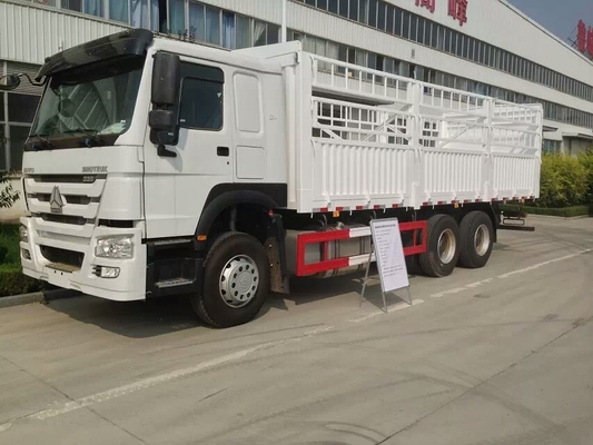 White SINOTRUK HOWO 6X4 Truk Kargo Berat Standar Emisi Euro II