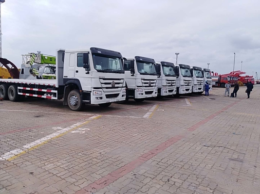Sinotruk Iveco Hongyan 8x4 Cargo Dump Truck Dengan Kapasitas Beban 31 Ton
