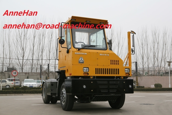 Sinotruk Port Tractor Truck Single Cabin Dengan 4 Ban Dan 1 Spare
