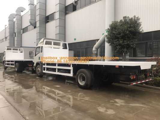 4x2 6 Ban Sinotruk Howo Flatbed Truck Untuk Beban 10-20T Capaicty LHD