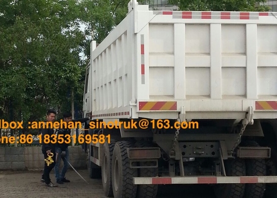 Ghana 6x4 10 Roda Dump Truck Tugas Berat 20M3 Truk Tip Lifting LHD
