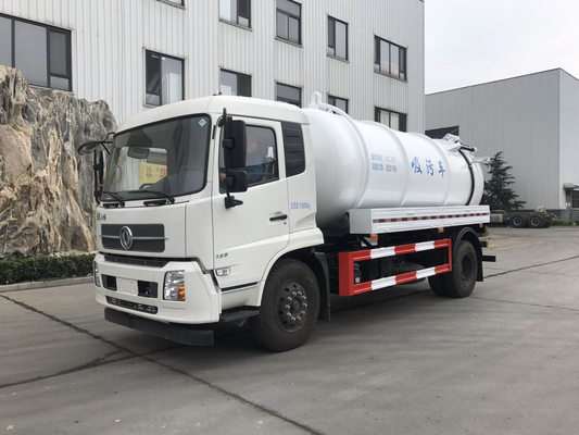 336 / 371HP Sinotruk 6x4 Truk Penyedot Limbah Vakum Standar Emisi Euro II