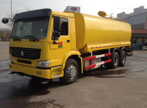 30000L Truk Tangki Air Sinotruk Howo7 Dengan Sistem Semprot