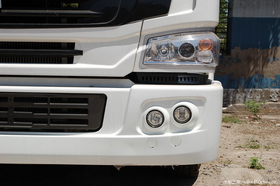 Sinotruk Howo 4x2 Tractor Head Penggerak Utama Truk