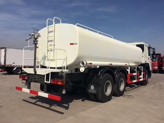 Sinotruk Howo 7 6x4 Q345B 20000L Truk Semprotan Air