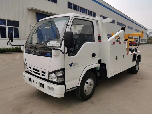 ISUZU 5 Ton Light Wrecker Tow Truck Untuk Penyelamatan Jalan Kota dengan Efisiensi Operasi Tinggi Gearbox Manual