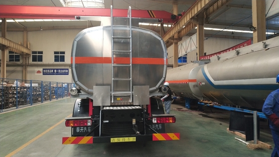 3 Axle Aluminium White Color Heavy Duty Semi Trailer 45000L Trailer Tangki Minyak