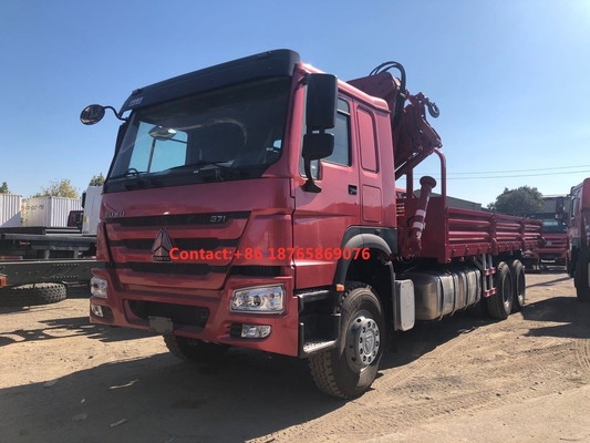 450hp 6 * 4 Truk Kargo Berat 12T Telescoping Boom Mounted Crane