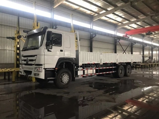 White SINOTRUK HOWO 6X4 Truk Kargo Berat Standar Emisi Euro II
