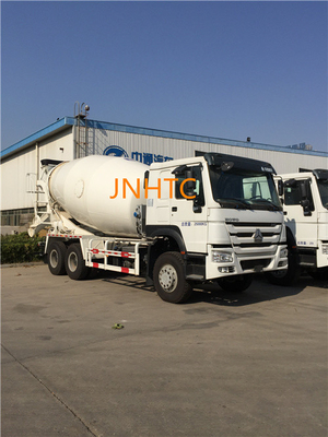 HW76 Cabin Mercedes Concrete Mixer Truck Dengan Kontrol Throttle