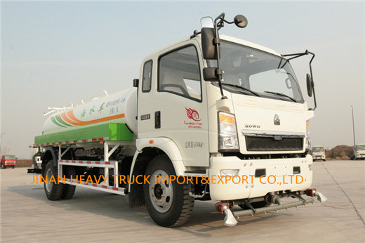 Truk Komersial Ringan SINOTRUK 80000 90000 10000 Liter Truk Tangki Air