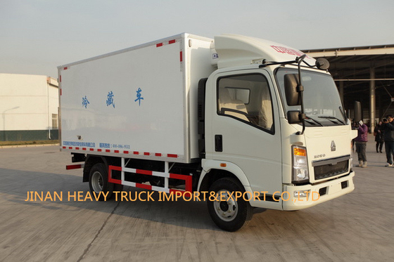 2 Axle 5T Howo Light Duty Commercial Trucks Kulkas Cold Room Van