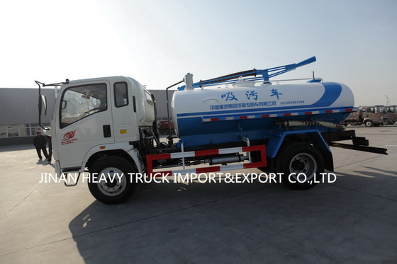 HOWO 4X2 Light Duty Truck 4cbm 1000 Galon Pembersihan Air Limbah