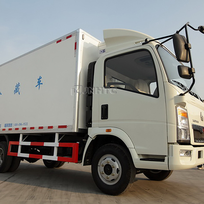 Mini 4x2 6 Roda 10ton HOWO Kereta Listrik Kandang Pendinginan Ringan Dengan Kulkas Pengangkut