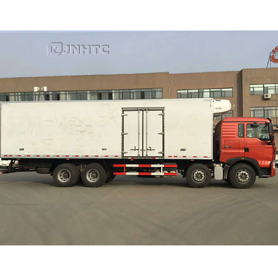 Sinotruk HOWO 45cbm Freezer Pendinginan 8x4 Pendinginan Truk 20 Ton Pendinginan Truk Berat