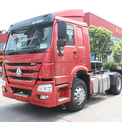 Sinotruk Howo 400L Tanker Diesel Tractor Truck 4x2 102km / jam