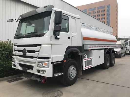 Truk Tanker Bahan Bakar Minyak Sinotruk LHD 400L 20cbm 371HP