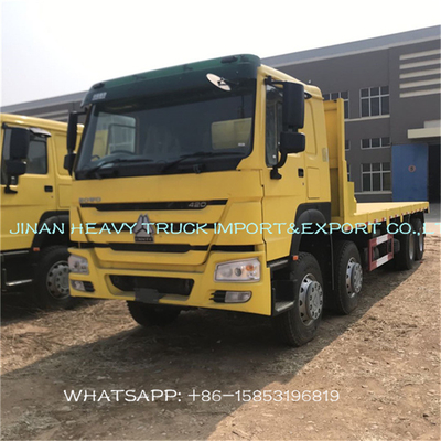 Sinotruk Howo 40 ft 30 ton truk kargo flatbed dengan kunci kontainer