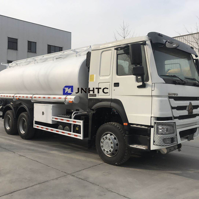 Sinotruk HOWO 371hp Trailer Tanker Bahan Bakar Minyak Euro2 Euro3 25000L 6x4