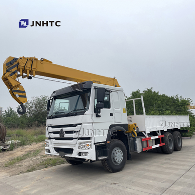 Sinotruk Howo 6x4 10 Truk Teleskopik Dipasang Derek Truk Kargo Lengan Lurus