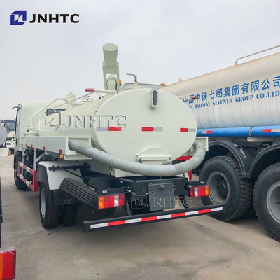 SINO HOWO 4x2 6 Ban Truk Pengisap Limbah Vakum Kecil 3000L 5000L 6000L
