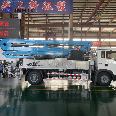Truk Dipasang Truk Pompa Beton HOWO 38M Dengan Tiga Gandar