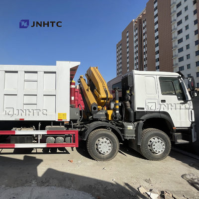 Truk Dump Howo 16 Wheeler Dengan Derek Lengan Lipat 10T Dengan Gandar Pengangkat
