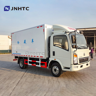 HOWO 4X2 8000kg Truk Komersial Tugas Ringan Kotak Kulkas Truk Freezer Van